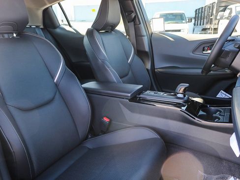 New 2026 Toyota Prius XLE FWD image 18