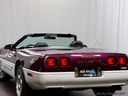 Used 1995 Chevrolet Corvette Convertible RWD image 28