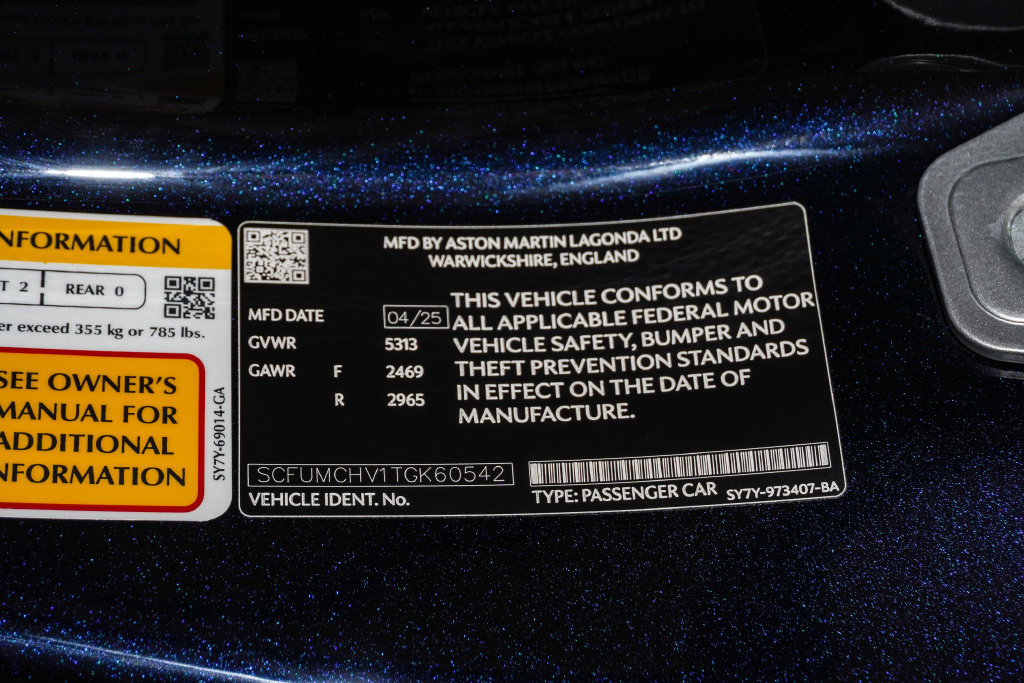 Used 2026 Aston Martin Vanquish Convertible RWD image 39