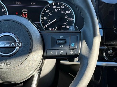 New 2025 Nissan Pathfinder SL w/ SL Premium Package image 26