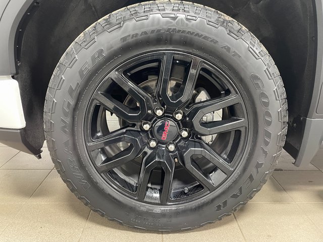 Used 2023 GMC Sierra 1500 Elevation AWD/4WD image 7