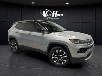Used 2022 Jeep Compass Limited AWD/4WD video 1