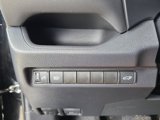 Used 2023 Toyota RAV4 XLE w/ Convenience Package FWD image 23