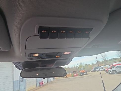 New 2026 Ford F550 4x4 Regular Cab Super Duty image 21