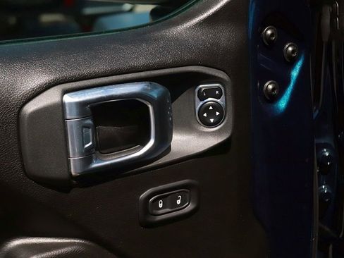 Used 2025 Jeep Wrangler Unlimited Sport AWD/4WD image 12