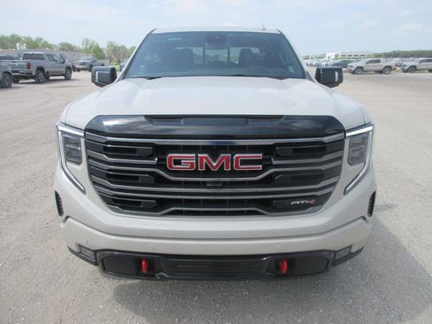 New 2026 GMC Sierra 1500 AT4 w/ AT4 Premium Package image 12