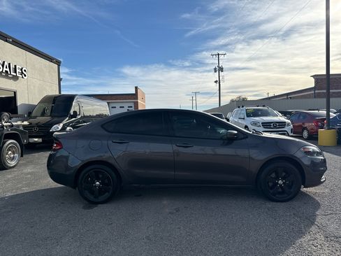 Used 2016 Dodge Dart SXT image 5