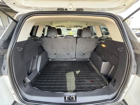 Used 2019 Ford Escape SE AWD/4WD image 10