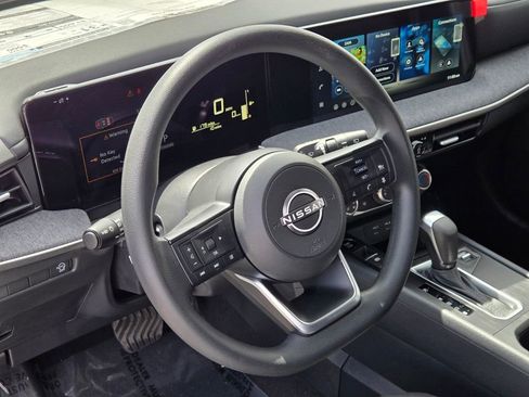 New 2026 Nissan Kicks S FWD image 9