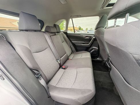 Used 2022 Toyota RAV4 XLE w/ Convenience Package AWD/4WD image 29
