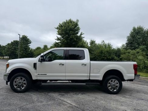 Used 2018 Ford F350 Lariat w/ Lariat Ultimate Package AWD/4WD image 3