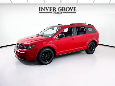 Used 2020 Dodge Journey SE w/ SE Popular Equipment Group FWD image 1