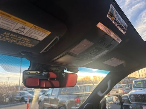 Used 2023 Lexus GX 460 Premium image 32