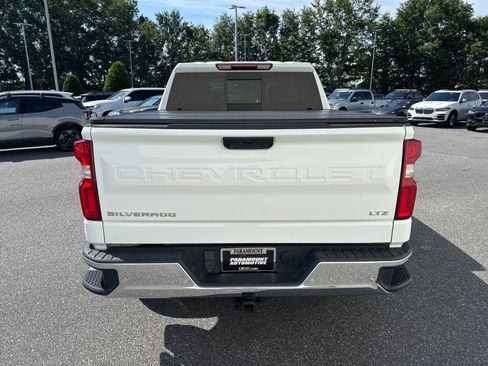 Used 2022 Chevrolet Silverado 1500 LTZ w/ LTZ Convenience Package II RWD image 6