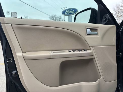 Used 2007 Ford Five Hundred SEL image 14