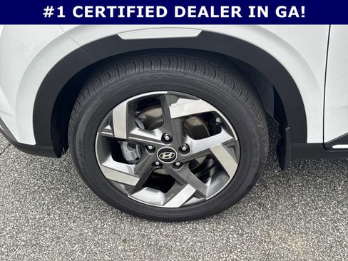 Certified 2025 Hyundai Venue Limited image 11