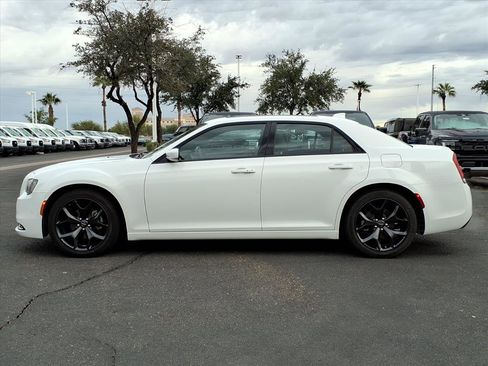Used 2023 Chrysler 300 S image 2