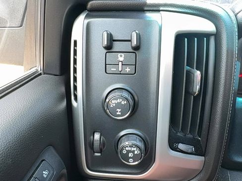 Used 2018 GMC Sierra 1500 SLT image 22