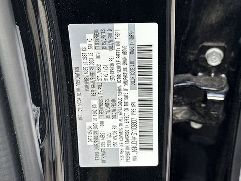 Certified 2025 MAZDA CX-70 Plug-In Hybrid w/ Premium Pkg image 31