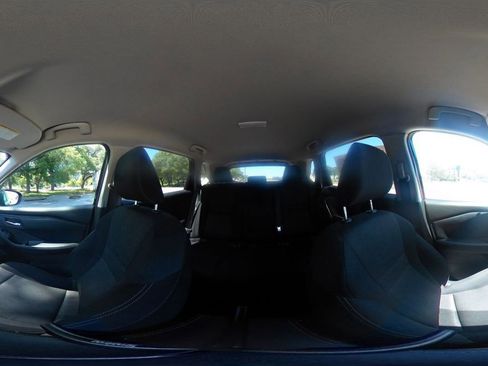 Used 2025 Nissan Rogue SV FWD image 37