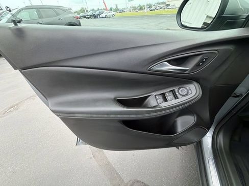 Used 2023 Buick Encore GX Select w/ Safety Package II AWD/4WD image 22