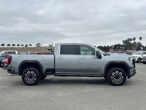 New 2026 GMC Sierra 2500 Denali Ultimate w/ Max Trailering Package AWD/4WD image 2