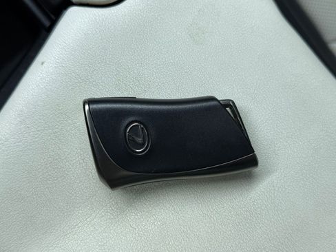 Used 2022 Lexus ES 350 F Sport image 36