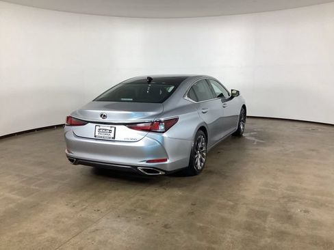 Used 2024 Lexus ES 350 Ultra Luxury FWD image 5