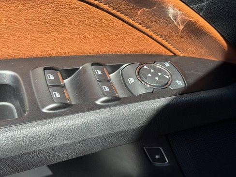 Used 2019 Ford Fusion Energi Titanium FWD image 24
