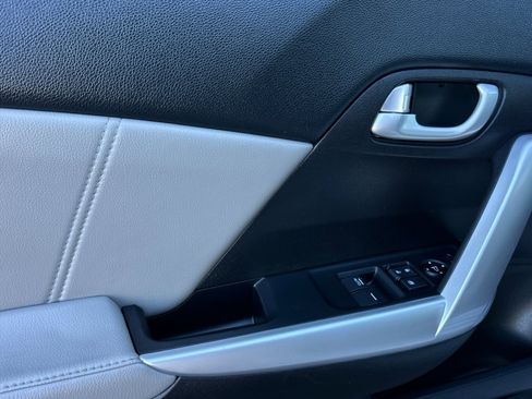 Used 2014 Honda Civic EX-L image 11