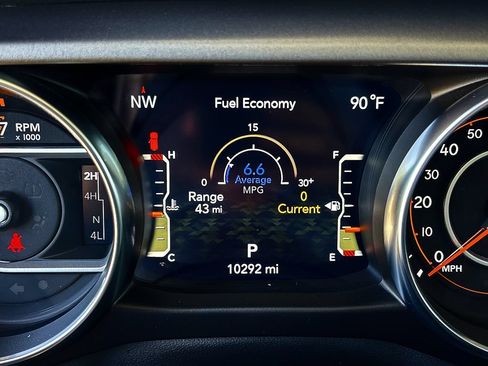 Used 2023 Jeep Wrangler Unlimited Sport AWD/4WD image 15