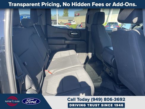 Used 2020 Chevrolet Silverado 1500 Custom w/ Custom Value Package RWD image 17