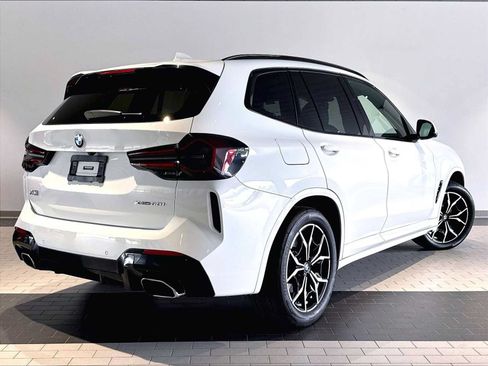 Used 2023 BMW X3 xDrive30i w/ M Sport Package AWD/4WD image 10
