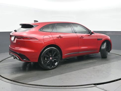 Used 2021 Jaguar F-PACE R-Dynamic S image 3