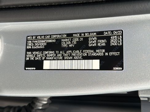Used 2023 Volvo XC40 B4 Plus w/ Protection Package Premier FWD image 24
