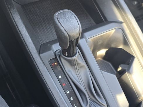 Certified 2023 Honda Accord EX image 32