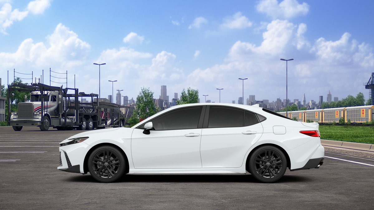 New 2026 Toyota Camry SE FWD image 4