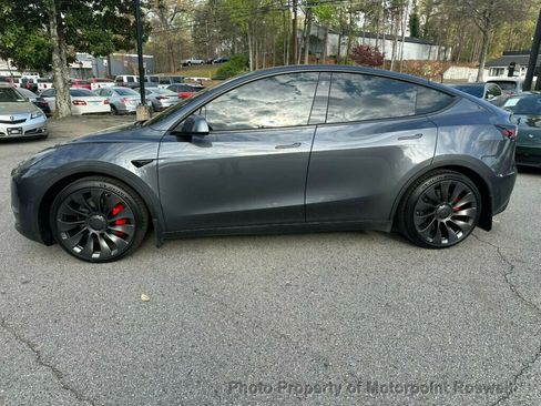 Used 2021 Tesla Model Y Performance image 10