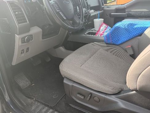 Used 2019 Ford F150 XLT w/ Equipment Group 302A Luxury AWD/4WD image 10