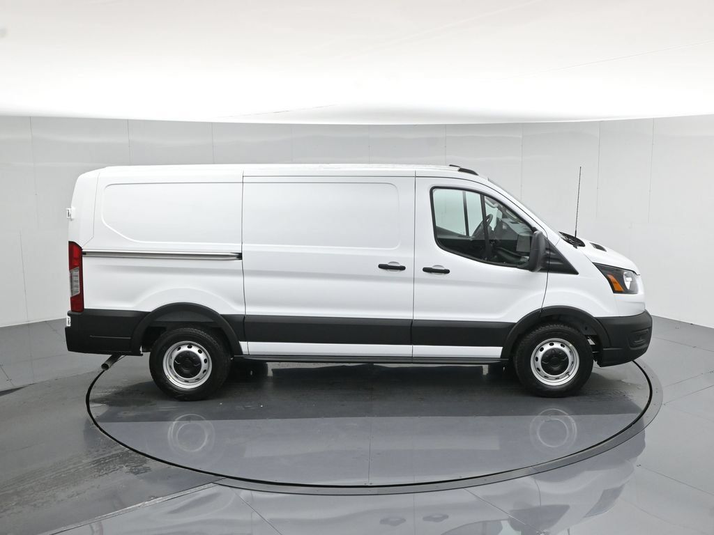 New 2026 Ford Transit 150 Low Roof w/ Load Area Protection Package RWD image 32