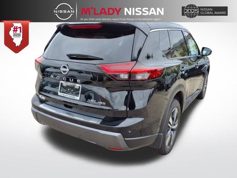 New 2025 Nissan Rogue SL w/ Tech Package image 7