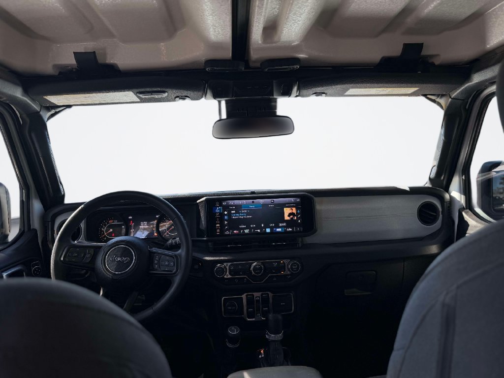 Used 2024 Jeep Wrangler Unlimited Sport AWD/4WD image 16