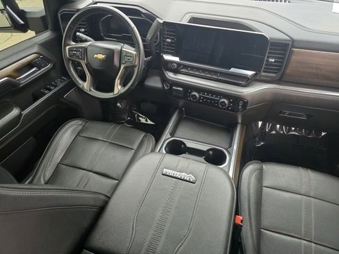 Used 2024 Chevrolet Silverado 3500 High Country image 37