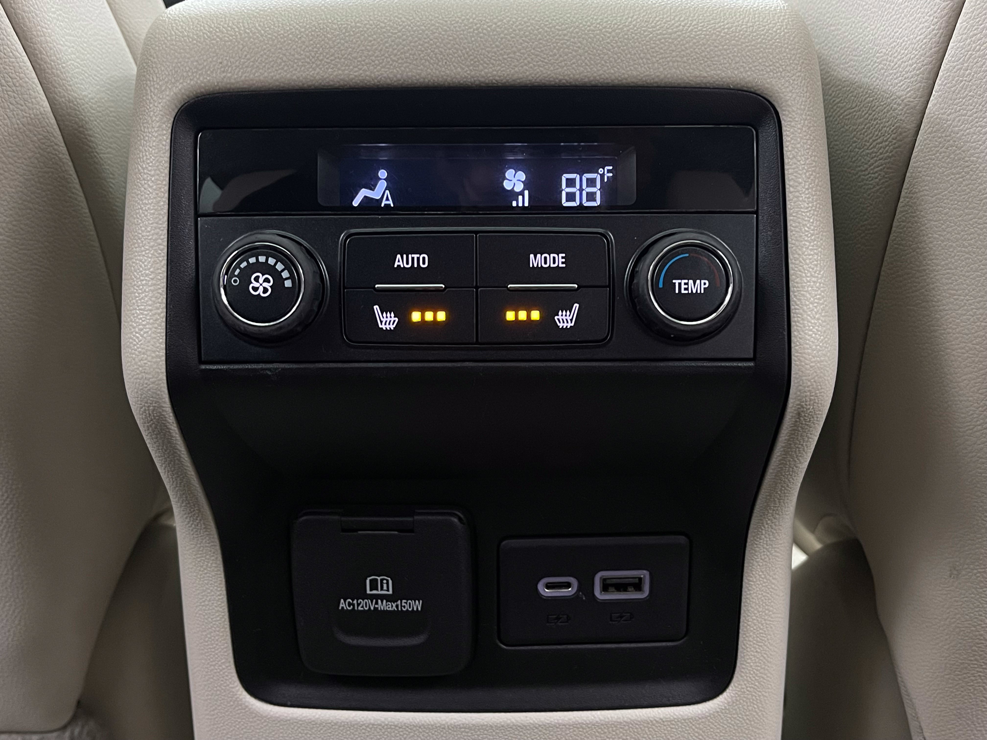 Used 2020 GMC Acadia Denali w/ Technology Package FWD image 42