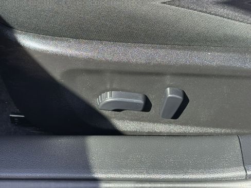 Used 2025 Nissan Altima 2.5 SV FWD image 22