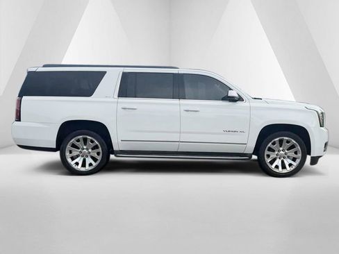 Used 2015 GMC Yukon XL SLT w/ Open Road Package AWD/4WD image 8