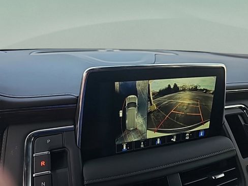 Used 2023 Chevrolet Tahoe Z71 w/ Off-Road Capability Package image 25