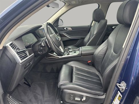 Used 2020 BMW X7 xDrive40i w/ Parking Assistance Package image 10