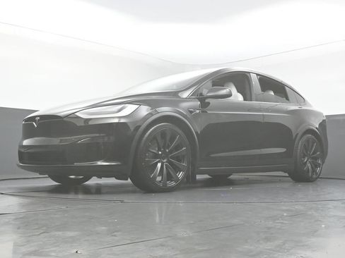 Used 2023 Tesla Model X Plaid AWD/4WD image 48