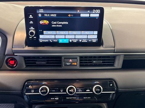 Used 2023 Honda Pilot Touring image 16